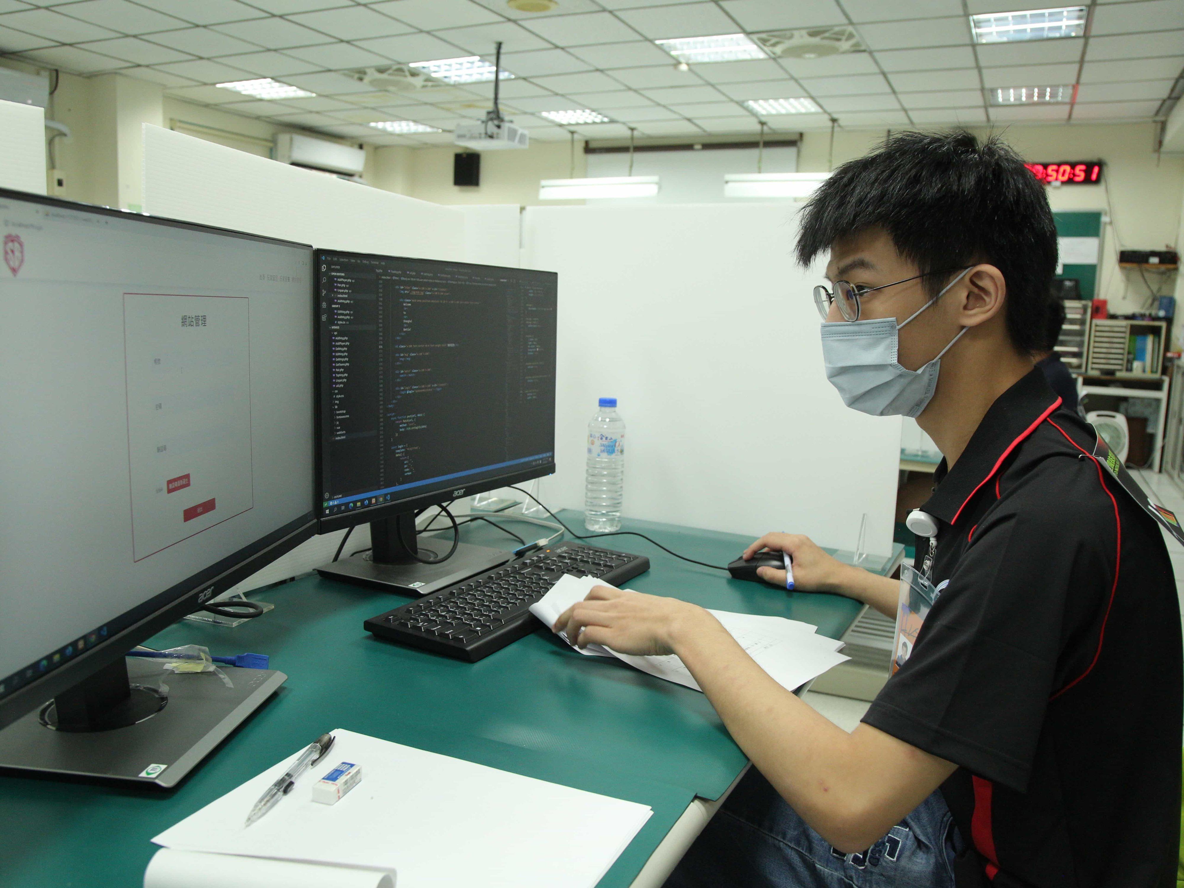 J17 網頁技術