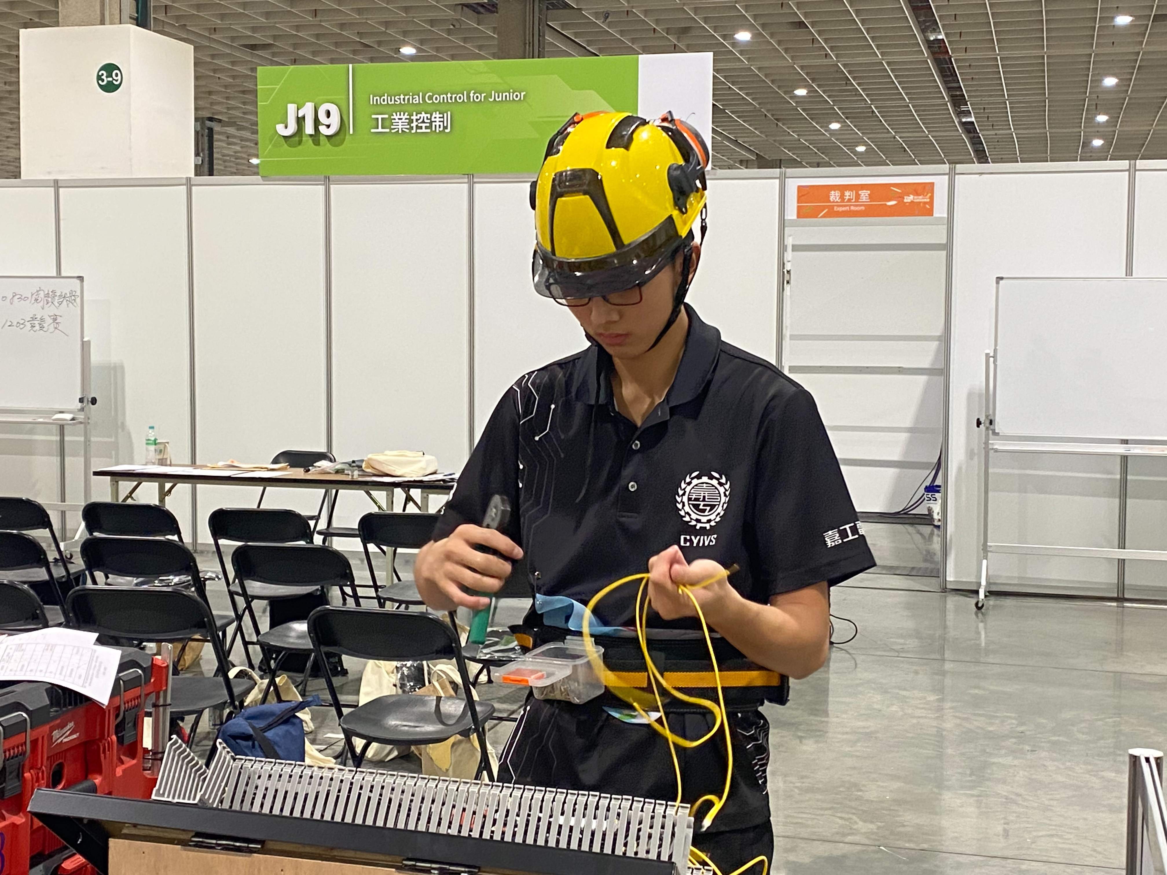 J19 工業控制